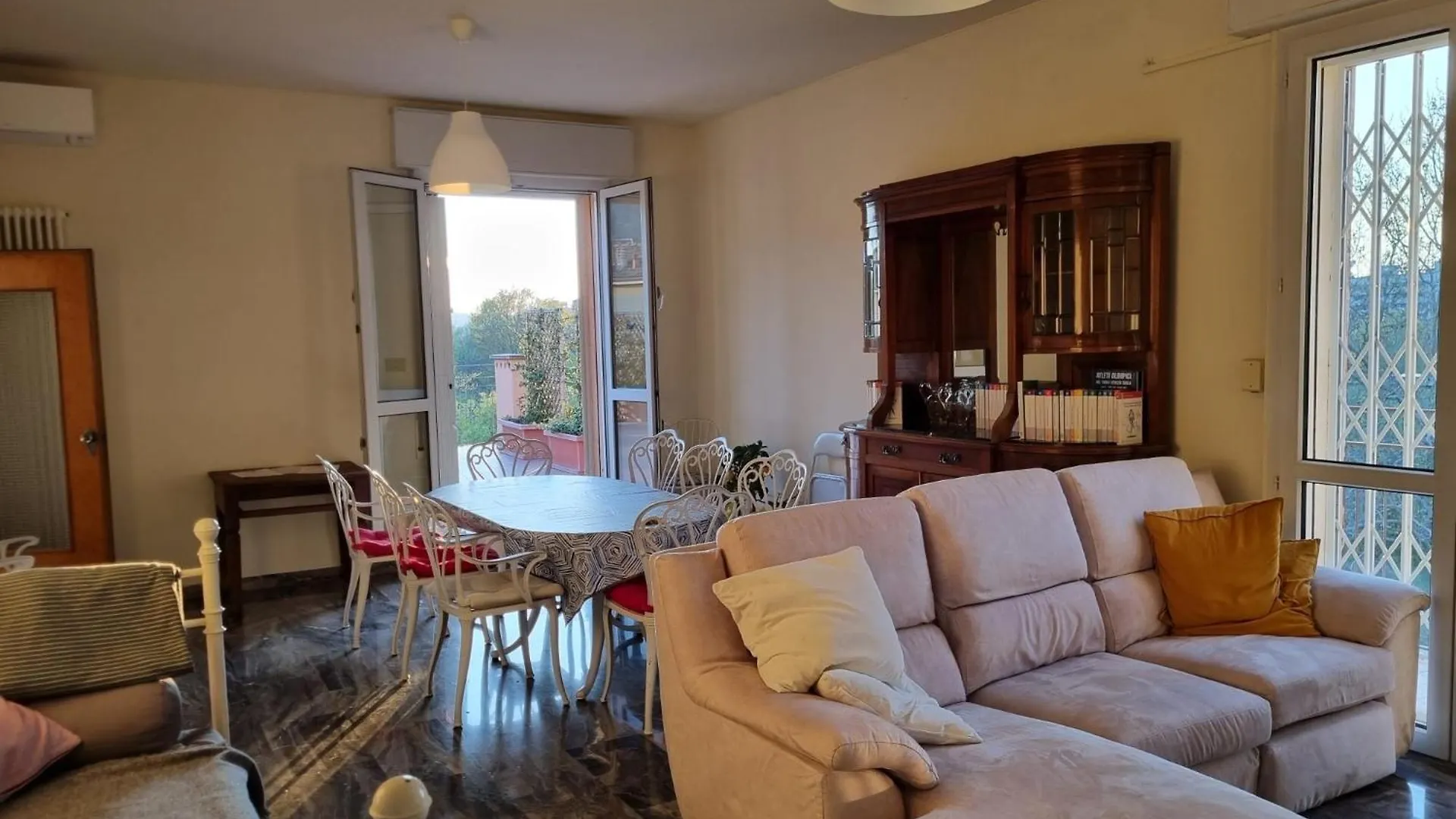 Appartamento Attico Vista San Luca Bologna 0*,  Italia